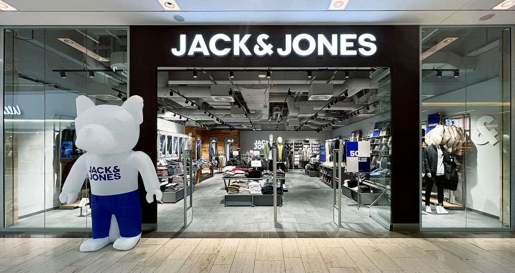 JACK & JONES